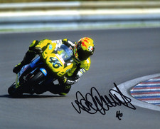 Valentino rossi autografata usato  Montesilvano