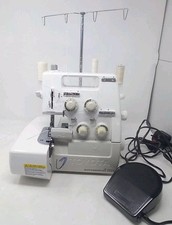 Używany, Toyota Overlocker Maszyna do szycia 4-nitkowy mechanizm różnicowy SL1T. Praca z pedałem  na sprzedaż  Wysyłka do Poland