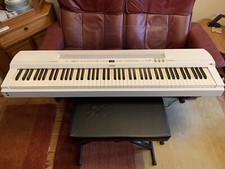 Yamaha 255 electric for sale  POOLE