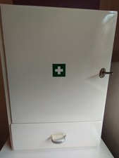 Medizinschrank arzneischrank gebraucht kaufen  Simmozheim