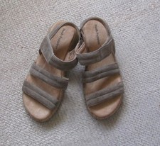Neuw leder sandalen gebraucht kaufen Neuw leder sandalen gebraucht kaufen  Berlin