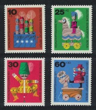 Usado, Brinquedos de madeira 4v Berlin 1971 MNH SG#B407-B410 comprar usado  Enviando para Brazil