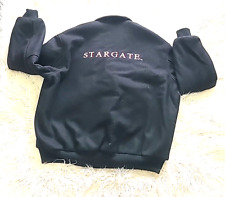 Jaqueta bombardeiro masculina vintage anos 90 "Stargate Film" lã design no palco feita nos EUA, usado comprar usado  Enviando para Brazil