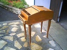 Ancien meuble commode d'occasion  Saint-Amand-Montrond
