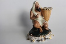 Pique fleurs porcelaine d'occasion  Seyssel