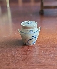Casa de bonecas miniatura JANE GRABER cerâmica gato crock com tampa 1995 escala 1:12 vintage comprar usado  Enviando para Brazil