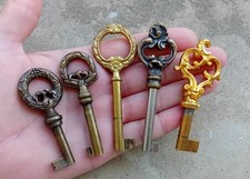 Lot antique key d'occasion  Expédié en Belgium