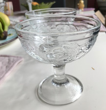 Beautiful vintage glass for sale  HARLOW