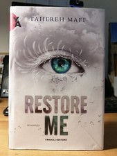 Romanzo tahereh mafi usato  Italia
