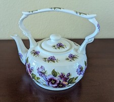 Beautiful tea pot for sale  Petaluma