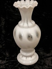 Vaso vintage Fenton vidro leitoso branco bolinhas retrô colecionável bolha óptica comprar usado Vaso vintage Fenton vidro leitoso branco bolinhas retrô colecionável bolha óptica comprar usado  Enviando para Brazil