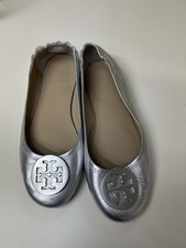 Sapato de Balé TORY BURCH Prata Metálico Couro com Logotipo Prata Tamanho 6 comprar usado Sapato de Balé TORY BURCH Prata Metálico Couro com Logotipo Prata Tamanho 6 comprar usado  Enviando para Brazil