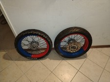 Ruote moto corona usato  Vaiano