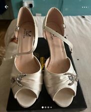 Cream satin wedding for sale  COLCHESTER
