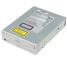 Yamaha crw8424s pin usato  Perugia