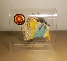 Peça do Muro de Berlim com Patch e Barba 1961-1989  comprar usado  Enviando para Brazil