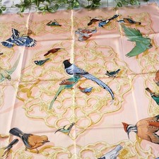 Hermes kare silk d'occasion  Expédié en Belgium