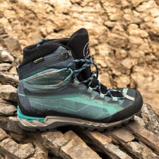 Scarponi sportiva 40 usato  Primiero San Martino di Castrozza