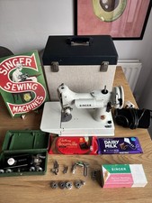 Beautiful white singer for sale  NUNEATON