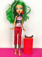 Monster high doll d'occasion  Clermont-Ferrand-