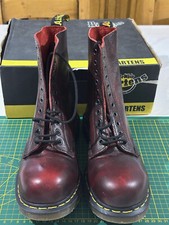 Martens dark red d'occasion  Mâcon