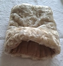 Gorgeous rosette wool for sale Gorgeous rosette wool for sale  THATCHAM
