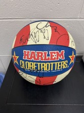 BOLA AUTOGRAFADA HARLEM GLOBETROTTERS SEM CERTIFICADO DE AUTENTICIDADE, usado comprar usado  Enviando para Brazil