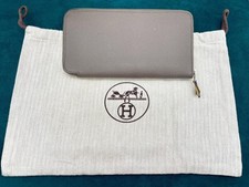 Hermès portefeuille silk d'occasion  Les Mureaux