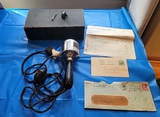 Massageador Racine Universal Motor Co 1920 tipo K com caixa/papéis de garantia/funciona comprar usado Massageador Racine Universal Motor Co 1920 tipo K com caixa/papéis de garantia/funciona comprar usado  Enviando para Brazil