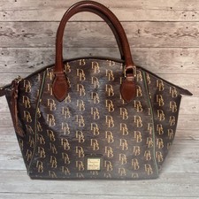 Dooney bourke zip for sale  Hancock