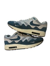 Size 9.5 nike d'occasion  Expédié en Belgium