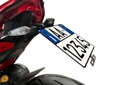 Portatarga moto ducati usato  Casapesenna