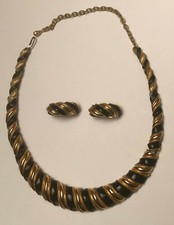 Collier ras cou d'occasion Collier ras cou d'occasion  Voisins-le-Bretonneux