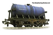 Vagão tanque de leite Dapol 6 rodas Express Dairy Company in a box *PRO WEATHERED LOOK* comprar usado  Enviando para Brazil