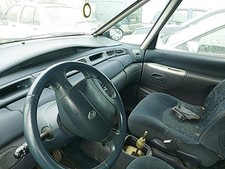 Capot renault grand d'occasion  Couhé