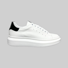 Sneakers scarpe uomo usato  Trentola Ducenta
