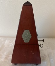 De colección Metrónomo Pirámide De Maelzel Importe De Suisse En muy buen estado de funcionamiento  segunda mano  Embacar hacia Mexico
