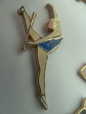 Pin twirling emaille d'occasion  Monchecourt