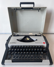 Vintage olympia traveller for sale  EXETER