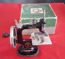 Petite machine coudre d'occasion  Unieux