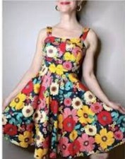 Vestido Swing Eva Rose Floral Retro Fit And Flare Tamanho Médio Novo com etiquetas Pinup Rockabilly, usado comprar usado  Enviando para Brazil