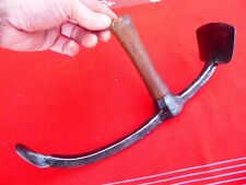 Huchelot herminette jouguier d'occasion Huchelot herminette jouguier d'occasion  Le Breil-sur-Mérize