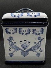 Vasilha de armazenamento de cerâmica Lillian Vernon azul e branca comprar usado Vasilha de armazenamento de cerâmica Lillian Vernon azul e branca comprar usado  Enviando para Brazil