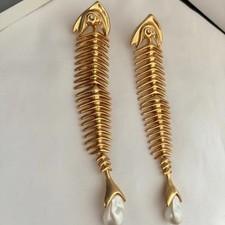 Orecchini schiaparelli nuovi usato  Spedire a Italy