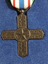 Croce dell ordine usato  Bologna