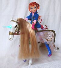 Winx bloom doll d'occasion  Le Puy-en-Velay