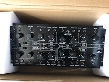 Analog synthesizer behringer gebraucht kaufen  Sandersleben