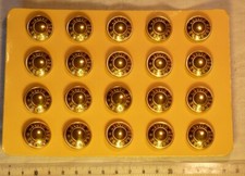 Lot boutons dorees d'occasion  Versailles