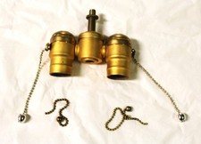 Conjunto de soquete duplo, tamanho Edison, corrente de puxar. Acabamento Real Dore'Gold, como está comprar usado Conjunto de soquete duplo, tamanho Edison, corrente de puxar. Acabamento Real Dore'Gold, como está comprar usado  Enviando para Brazil