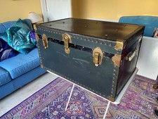 Steamer trunk vintage for sale Steamer trunk vintage for sale  BRISTOL